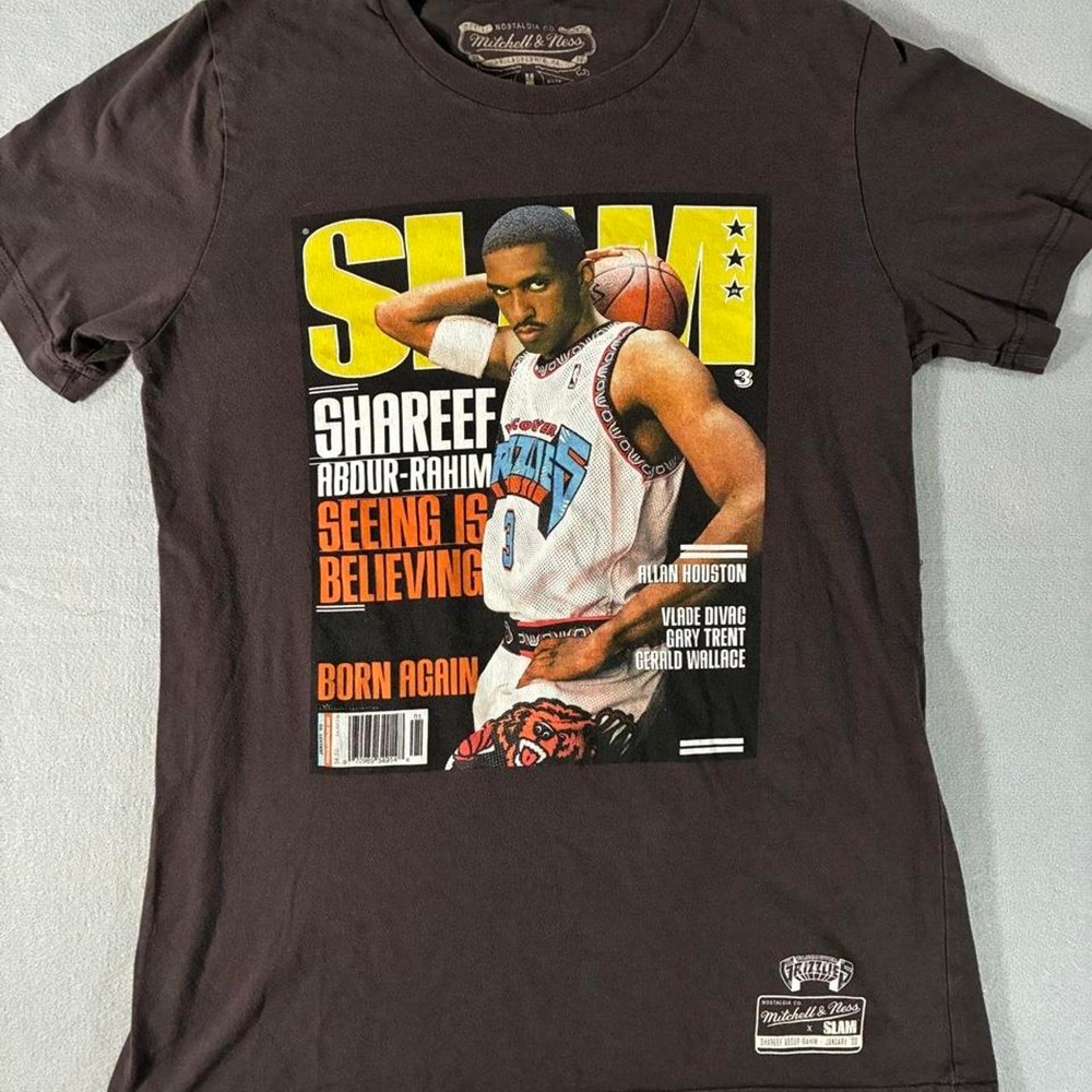 Mitchell & Ness Women's Shareef Rahim graphic Tshirt. Womens size medium